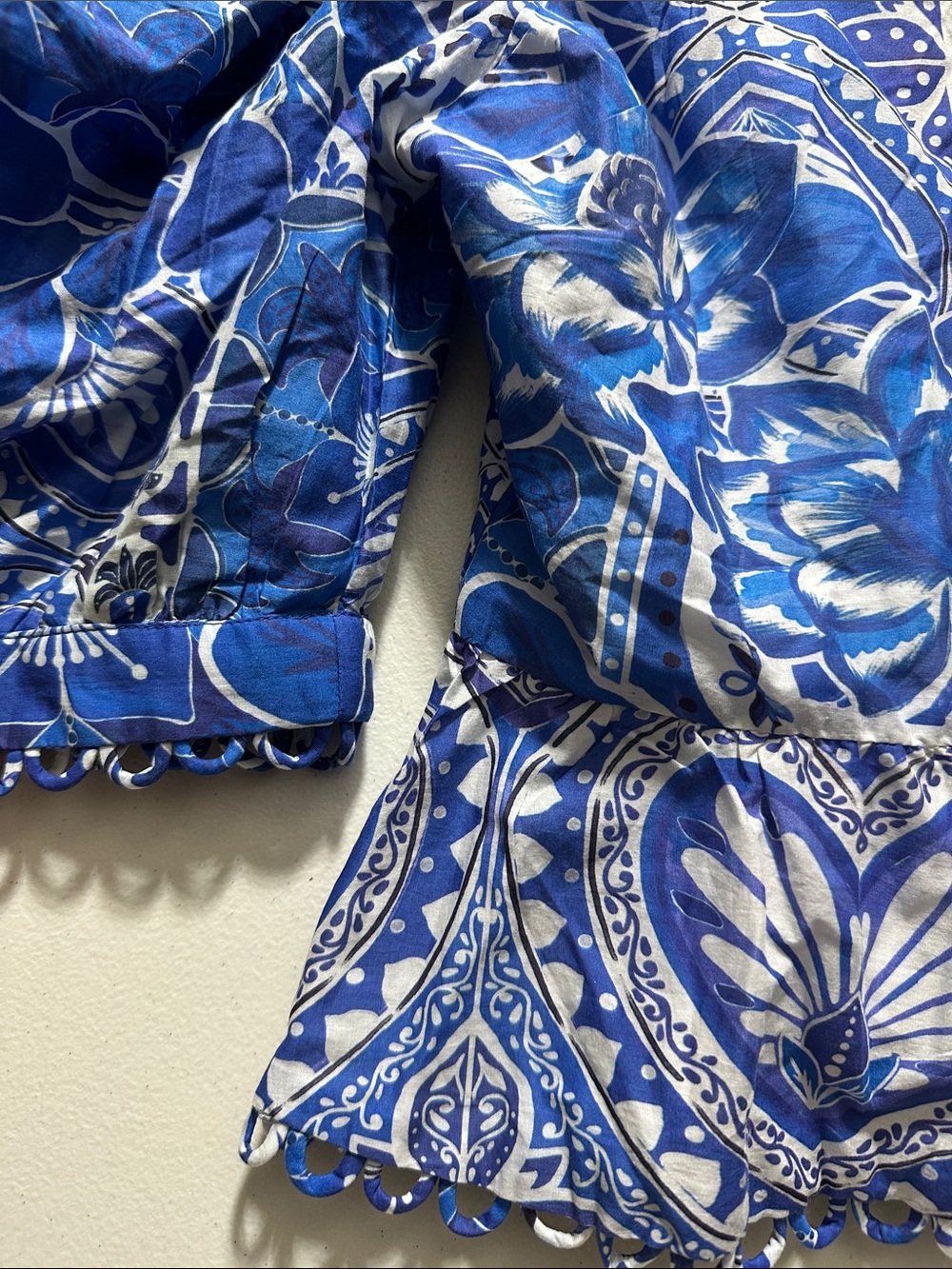 FARM Rio Blue White Floral Button-Front Peplum Blouse - Picture 4 of 8